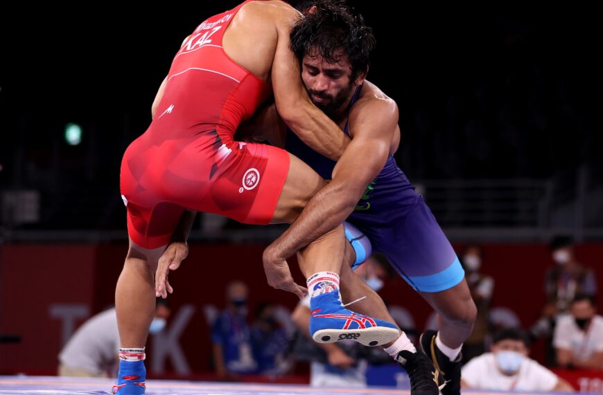 A detailed history of Indian wrestling in Criss Cross Tamizh Indian Wrestling has been more popular since ancient times, wrestling was mainly a fantastic exercise to stay physically fit.