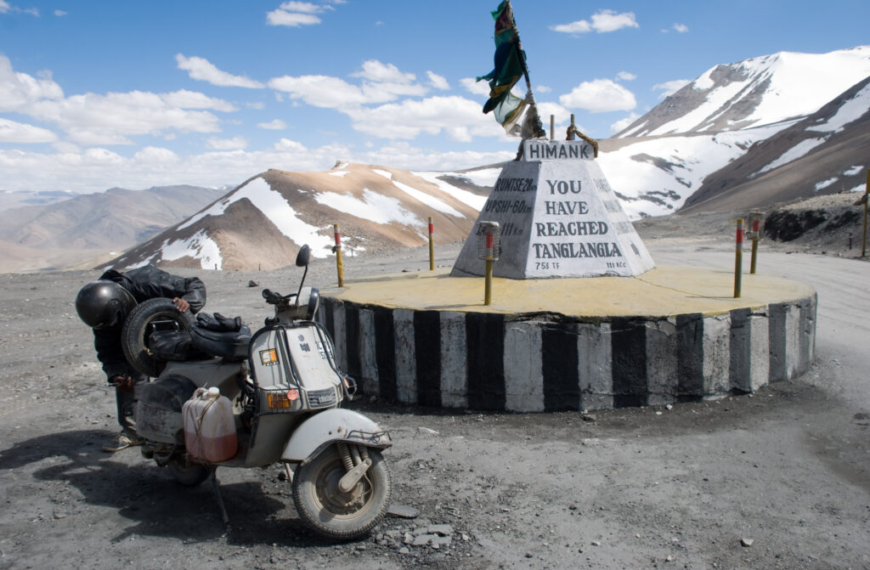 Leh Manali Highway is an attractive destination for the youth. It lies in northern India connecting Leh and Laddakh along with Manali in Himachal Pradesh.