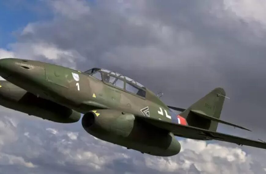 First jet fighter of WW2 Messerschmitt Me 262 - The most Groundbreaking machine