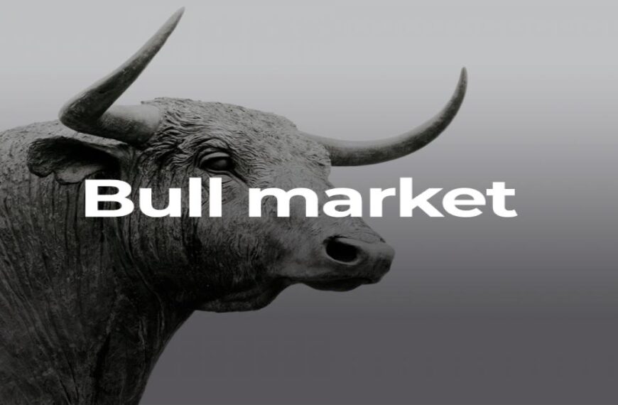 What is a Bull Market Definition, & Strategic Tips