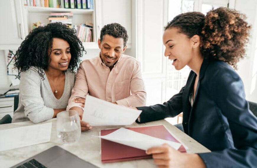 What is a financial planner and what do they do